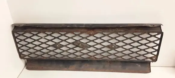 Toyota Land Cruiser (BJ70) Front grill