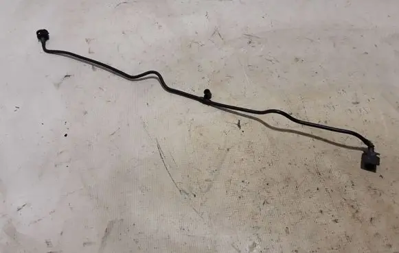 Volvo XC60 Engine coolant pipe/hose 32252211