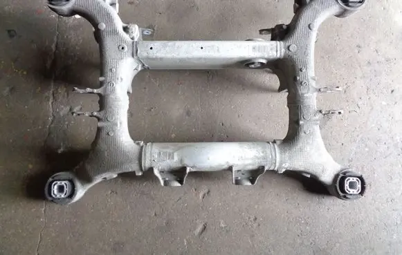 BMW 5 F10 F11 Rear subframe 6798545