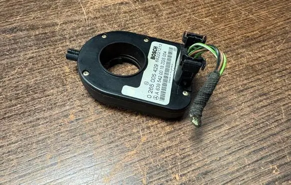 Mercedes-Benz Vito Viano W639 Steering angle sensor 0265005429 6395420018