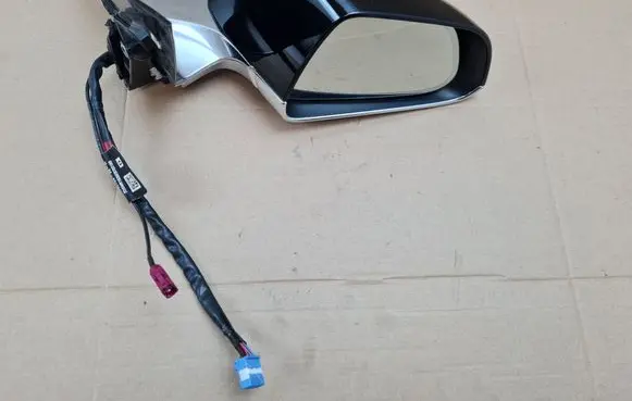 Tesla Model 3 Front door electric wing mirror 111078499H 048799 A045949