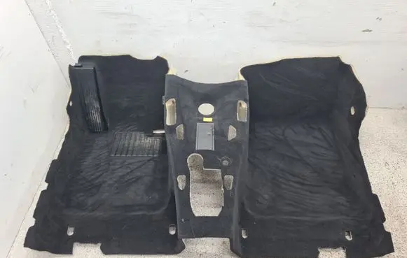 BMW 1 E81 E87 Front floor carpet liner 7265636 726563601