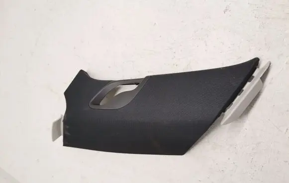 Mercedes-Benz E W213 (C) pillar trim A2136905025