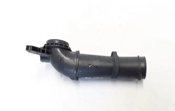 Volvo C30 Air intake duct part 7689484400