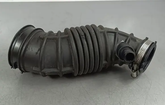 KIA Sorento Air intake duct part 28130C5300