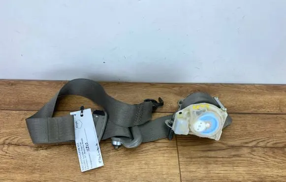 Ford F150 Rear seatbelt FL3B16611B68AGPI FL3B16611B68AG