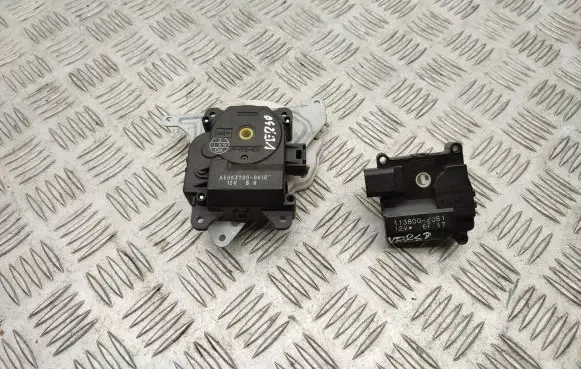 Toyota Corolla Verso AR10 Air flap motor/actuator 1138002051 AE0637008610 0637008610