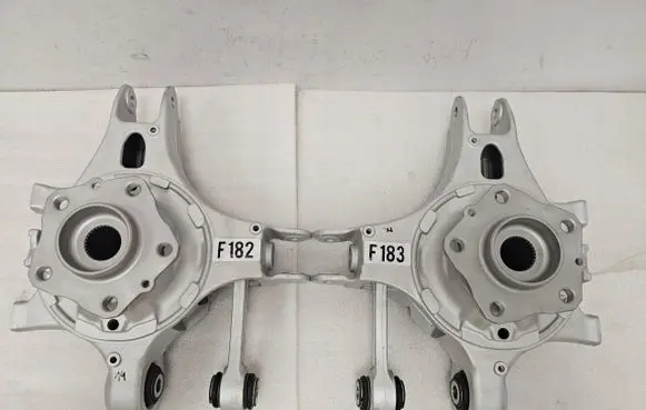 Ferrari California F149 Rear wheel hub 238469
