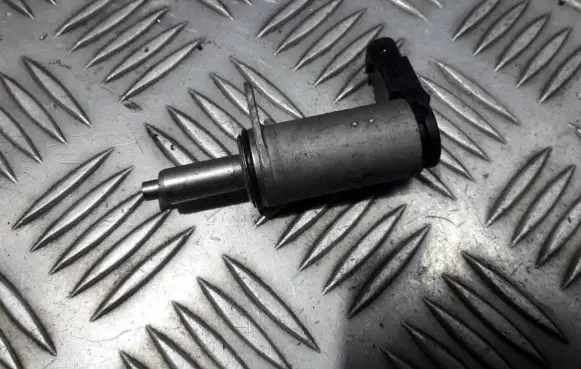 Audi A5 8T 8F Sensor 06H103697A C271302302