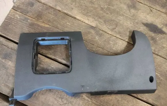 Hyundai Tucson TL Dashboard lower bottom trim panel 84751D7000