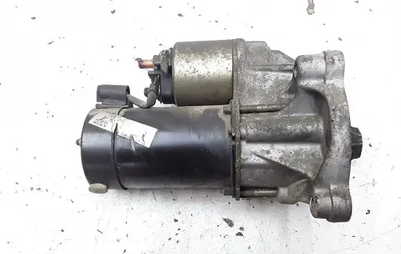 Peugeot 406 Starter motor a16530