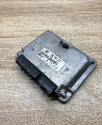 Volkswagen PASSAT B5 Engine control unit/module ECU 038906018P 0281001720