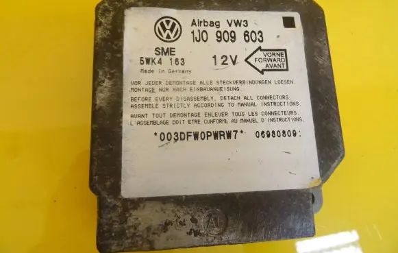 Seat Ibiza II (6k) Airbag control unit/module 1J0909603
