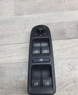 Volkswagen Golf VI Electric window control switch 1K0959565K