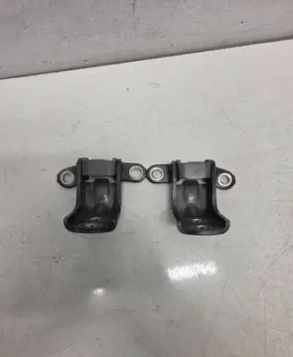 Nissan X-Trail T32 Front door hinge set 