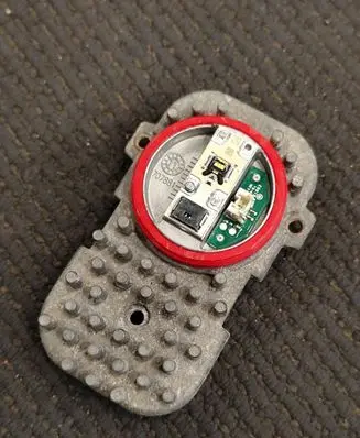 BMW 3 E92 E93 LED ballast control module 707881