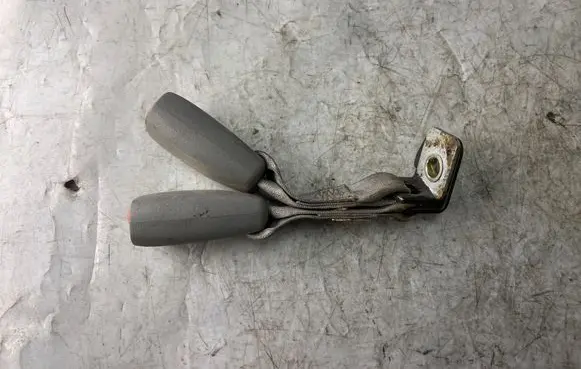 Jeep Grand Cherokee (WK) Rear seatbelt buckle 1CM171D5AA