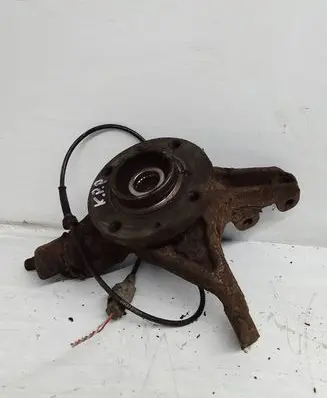 Citroen C4 Grand Picasso Front wheel hub spindle knuckle