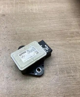 Mercedes-Benz E W212 ESP acceleration yaw rate sensor A0055422618 0265005735