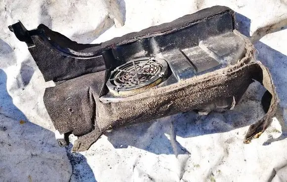 Audi A6 S6 C5 4B Subwoofer speaker 294282