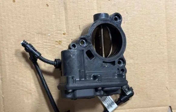 BMW X1 F48 F49 Throttle body valve A2C18294400 8512452 851245209