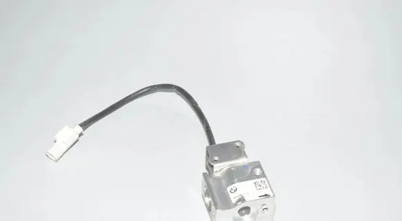 Air conditioning (A/C) expansion valve