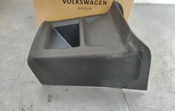 Maserati Quattroporte Other center console (tunnel) element 81A864376B4PK