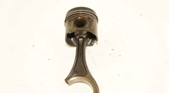 Mercedes-Benz Vito Viano W638 Piston 7370B 642890