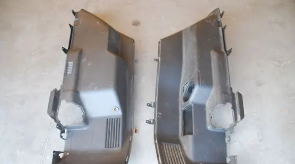 Mitsubishi Pajero Trunk/boot side trim panel XXX 2006R 163KM