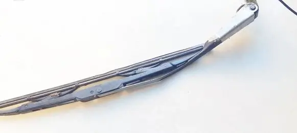 Nissan Almera Rear wiper blade arm