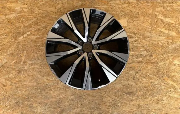 R19 alloy rim