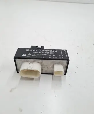 Skoda Roomster (5J) Coolant fan relay 1J0919506M 898967000