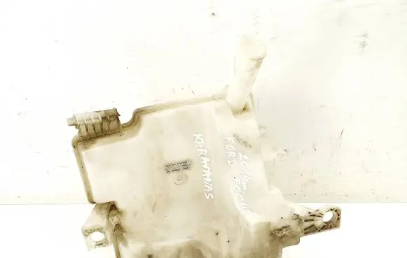 Ford Focus Windshield washer fluid reservoir/tank BV6117B613AC BV6117B613BC