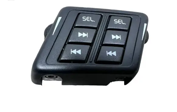 Volvo XC90 Steering wheel buttons/switches 8633112 04W15T 19206