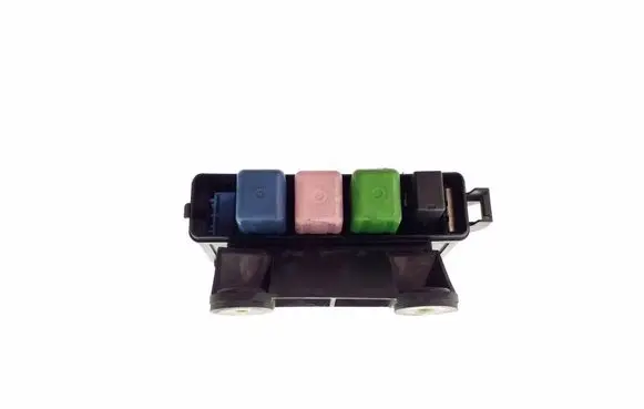 Lexus GS 300 400 430 Relay mounting block 3138XA2