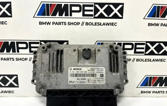Opel Zafira B Engine control unit/module ECU