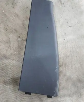 (B) pillar trim (bottom)