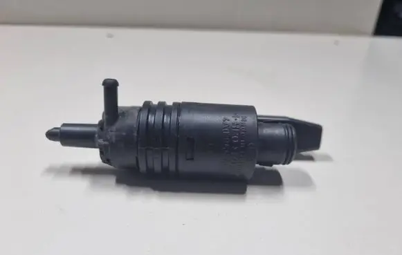 Audi A6 S6 C5 4B Windscreen/windshield washer pump 4A0955651B