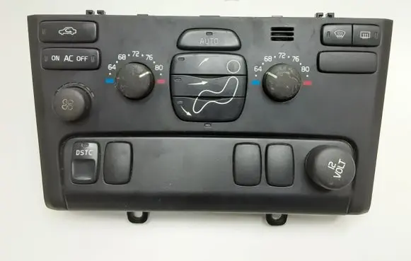 Volvo XC90 Climate control unit 8682735