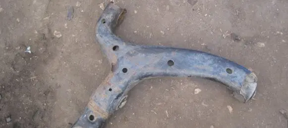 Volkswagen Amarok Front control arm 2H0407152A 2H0407151 2H0407152