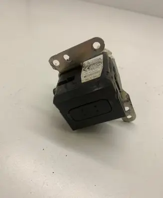 Toyota Corolla E120 E130 Ignition lock 626399000