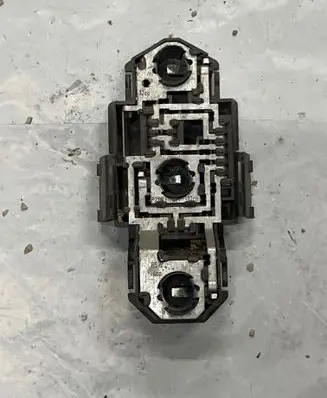 Volkswagen PASSAT B4 Tail light bulb cover holder 3A9945257