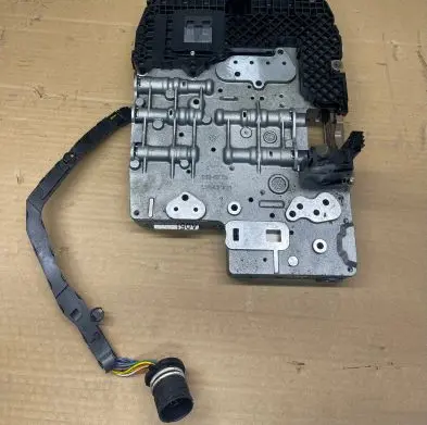 Audi A6 S6 C6 4F Transmission gearbox valve body 1068427156