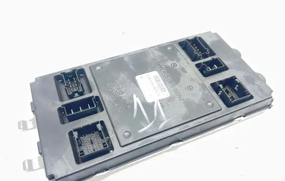 Mercedes-Benz ML W164 Central body control module A1645402501 A1644423200 A1645452316