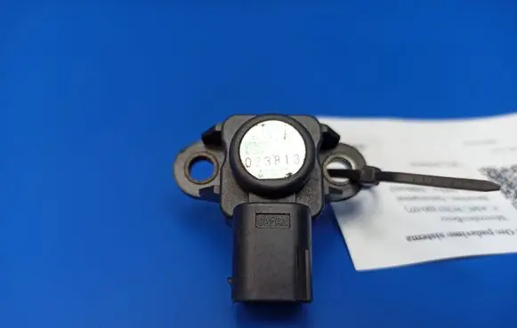 Mercedes-Benz C AMG W203 Air pressure sensor A0041533228