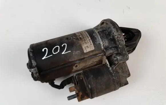 Mercedes-Benz Vito Viano W639 Starter motor A0051511301