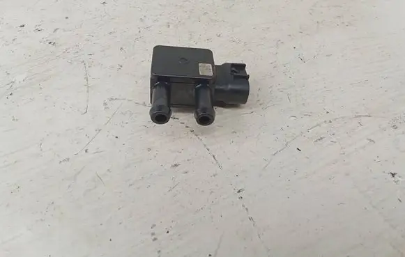 KIA Sportage Exhaust gas pressure sensor 392102A800