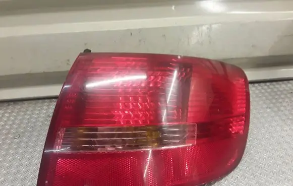 Audi A6 S6 C6 4F Rear/tail lights 89036920