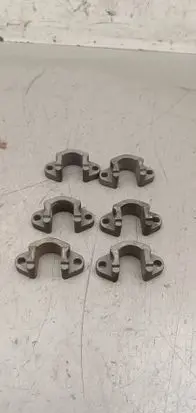 BMW X5 E53 Fuel Injector clamp holder 