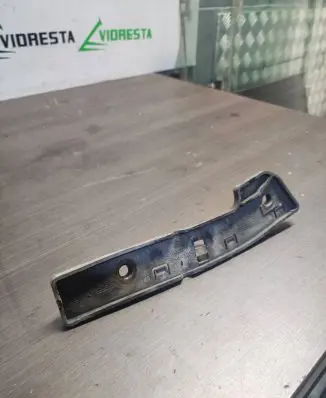 Peugeot Partner Fender mounting bracket 9680546780 P00149156